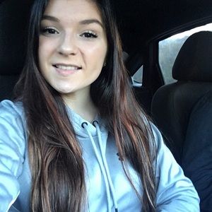 Meet your Posher, Catherine